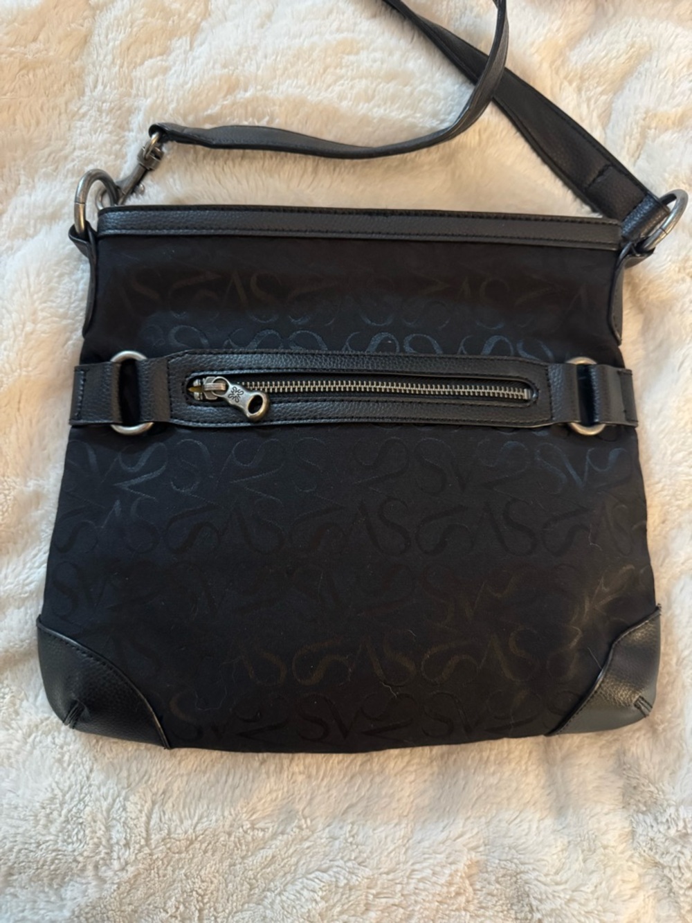 Simply Vera Vera Wang Black Nylon Crossbody Bag Logo Print Adjustable Strap - Picture 2 of 14